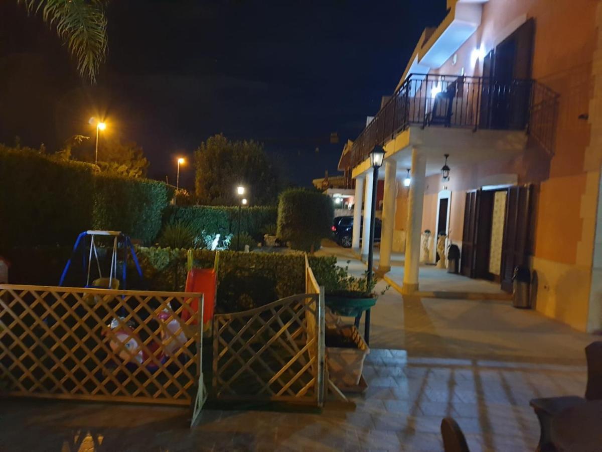 Bed And Breakfast Villa Fatima Трані Екстер'єр фото