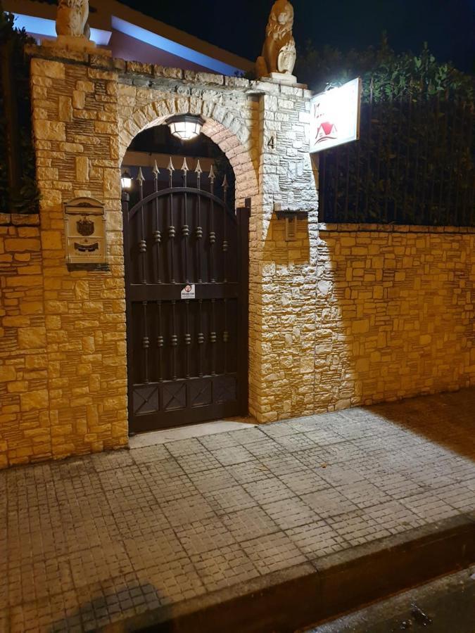 Bed And Breakfast Villa Fatima Трані Екстер'єр фото
